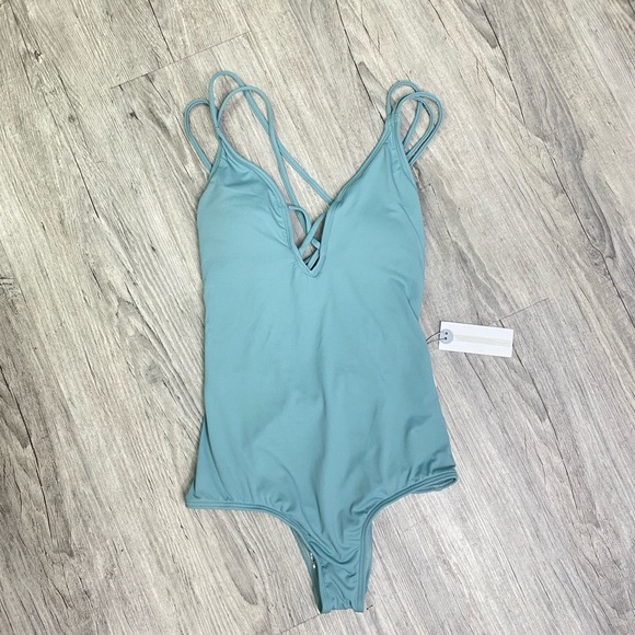 NWT O'Neill Salt Water one piece XS - Picture 5 of 7